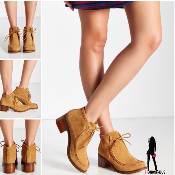 Urban Outfitters Shoes - Urban Outfitters Heeled Ankle Boot